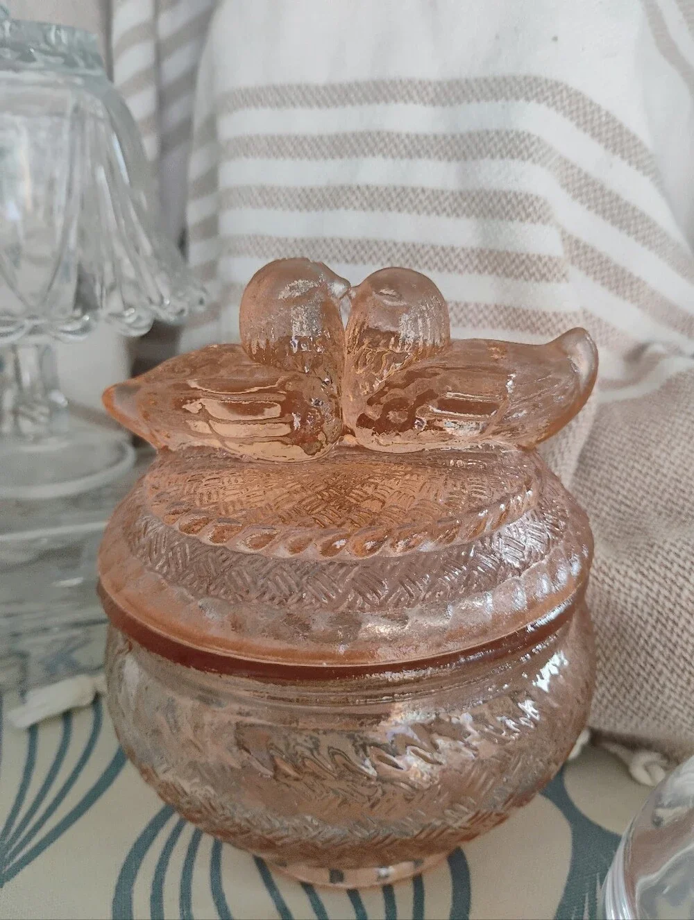 Vintage, LOVEBIRDS Lidded Jewelry Candy Dish, Rose Pink